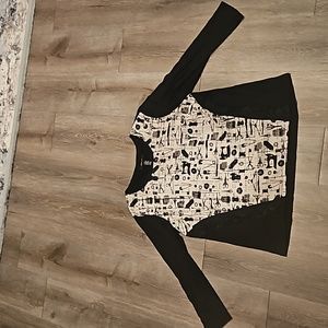 Style & Co. Knit black and white graphic top with Lace (long sleeve)